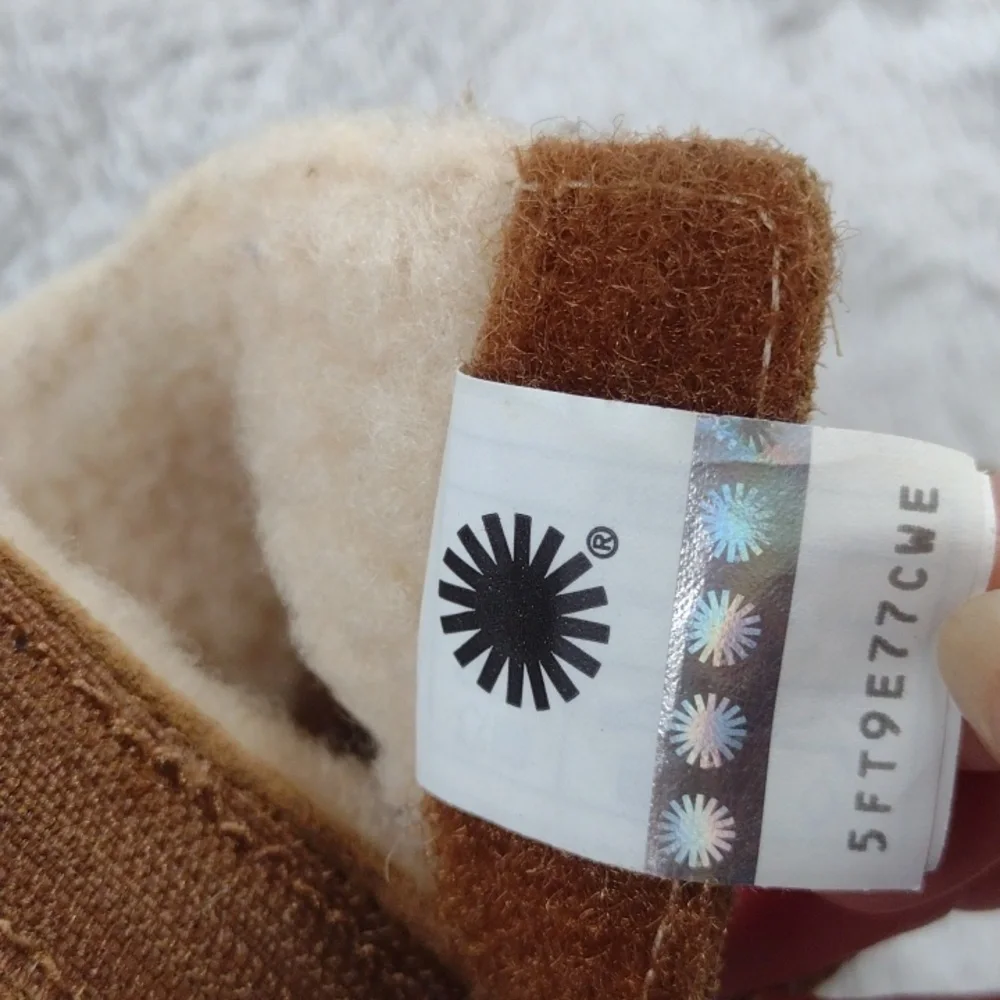 UGG Infant Lemmy II Bootie Chestnut Suede Size 2/3